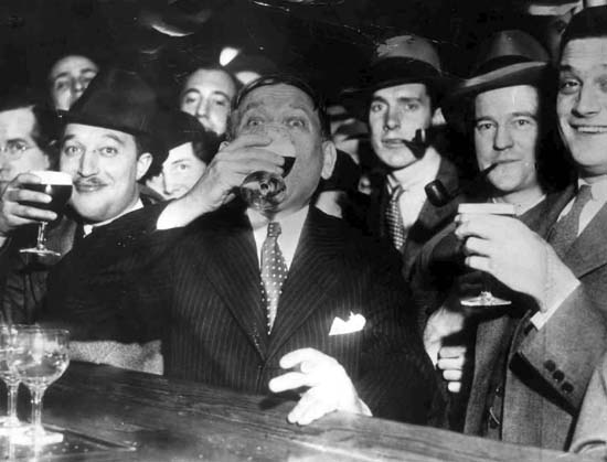 H.L. Mencken enjoys an Arrow beer at the Hotel Rennert in 1933, after Prohibition was repealed. Sydney Levyne, H.L. Mencken, Francis Jencks, McGill James, Hamilton Owens (L to R).( Frank Miller / Baltimore Sun Photo )